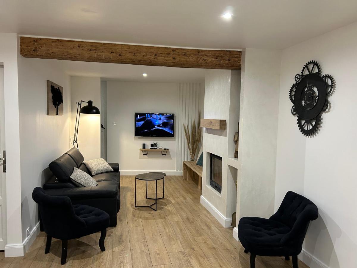 Charmante Maison De Montagne Pour 8 Personnes Livet-et-Gavet 外观 照片